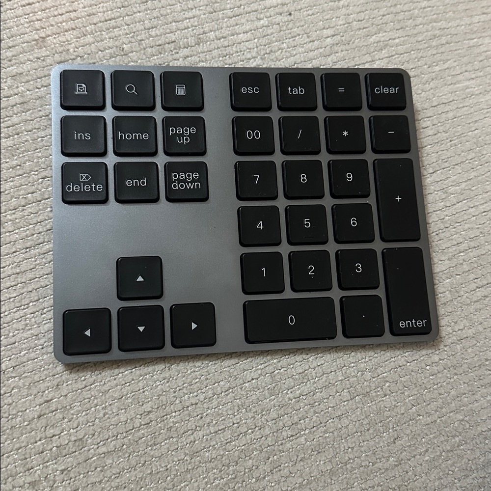 Apple Magic Keyboard - Picture 3 of 5
